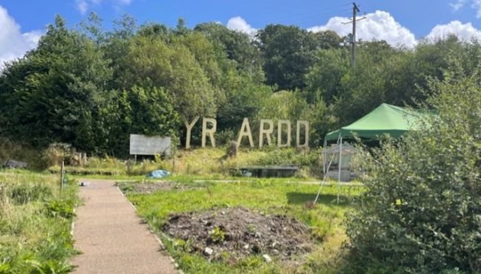 Yr Ardd – Tyfu’n Geiriau